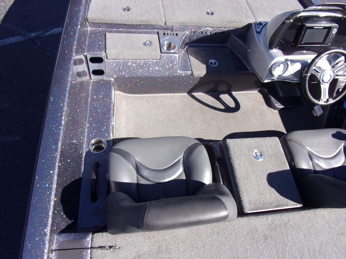 Used 2019 Falcon F 195 with 2024 Mercury 200 Pro XS w/27 hours and Platinum warranty until 2030