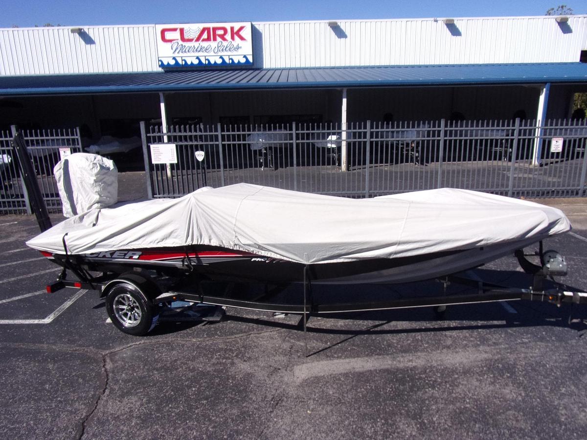 Used 2017 Tracker 175 TXW with Mercury 75 4-stroke, brand new carpet, Garmin 93 SV and Power Pole