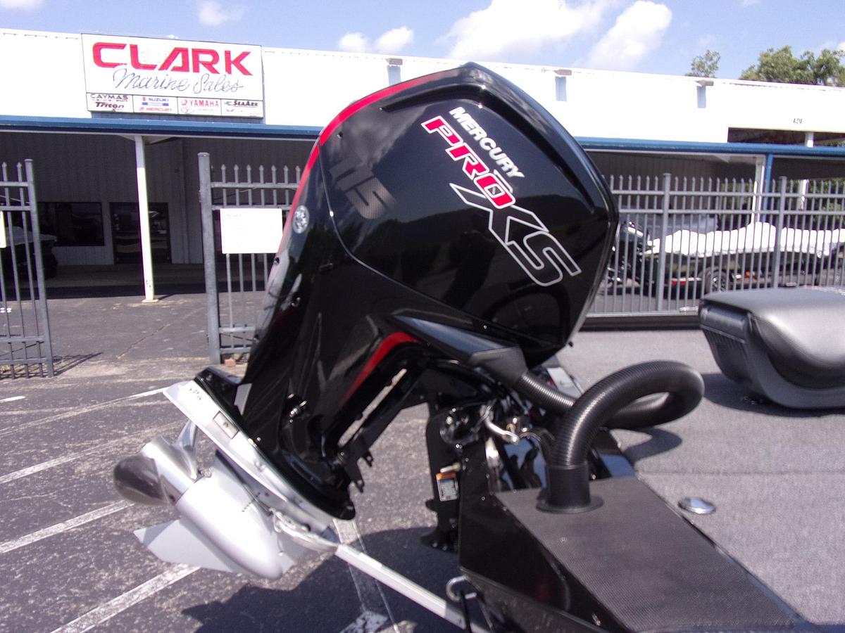 Used 2022 Vexus AVX 189 C