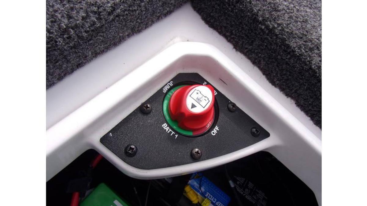 Used 2020 Vexus VX20 with only 30 HOURS!