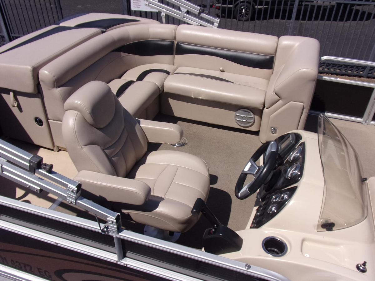 Used 2014 Sweetwater 2086 with Yamaha F90