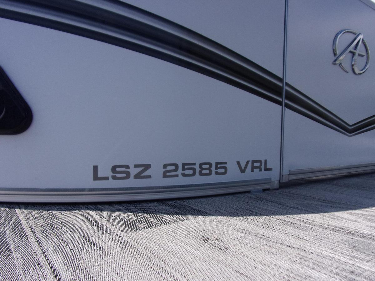 New 2024 Avalon LSZ 2585 VRL with Suzuki DF 250