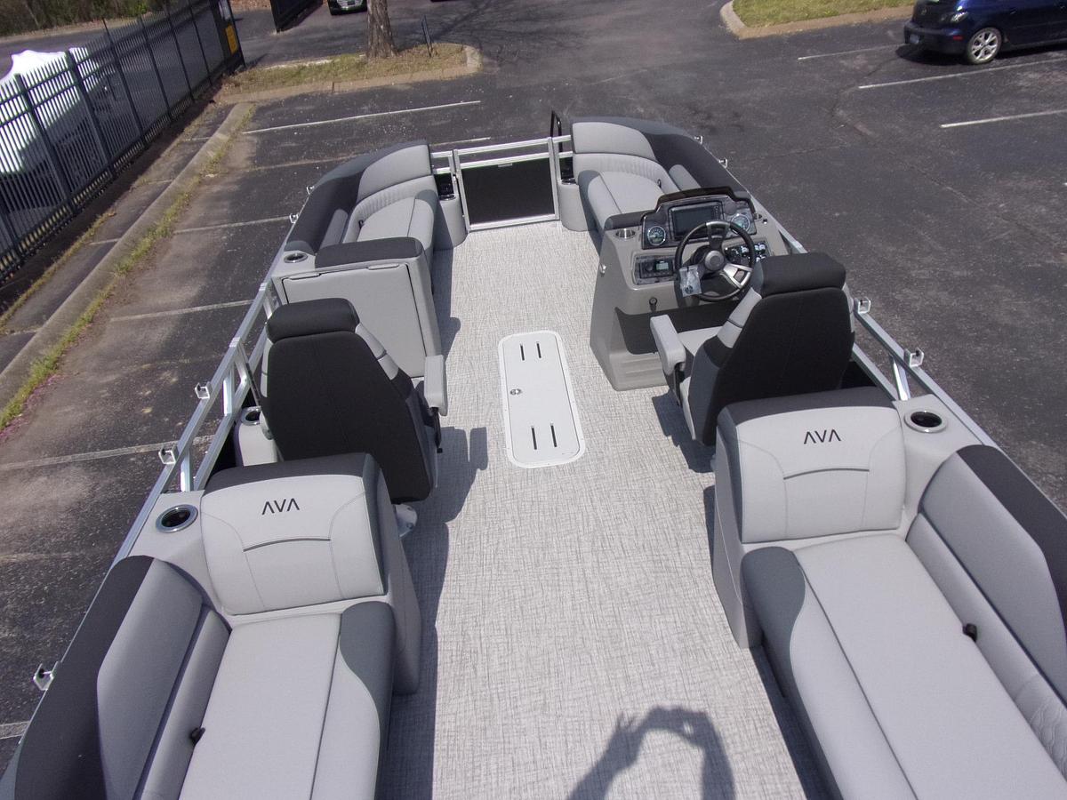 2026 Avalon Venture 85 Quad triple log with trailer