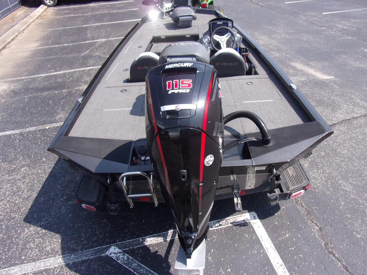 Used 2021 Vexus AVX 189 C with Mercury 115 Pro XS 4-stroke