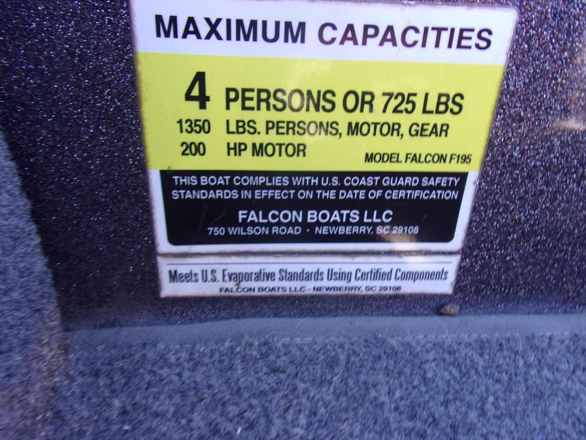 Used 2019 Falcon F 195 with 2024 Mercury 200 Pro XS w/27 hours and Platinum warranty until 2030