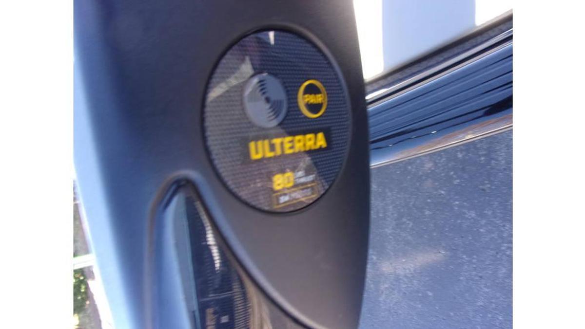 Used 2023 Lund 1875 Impact XS