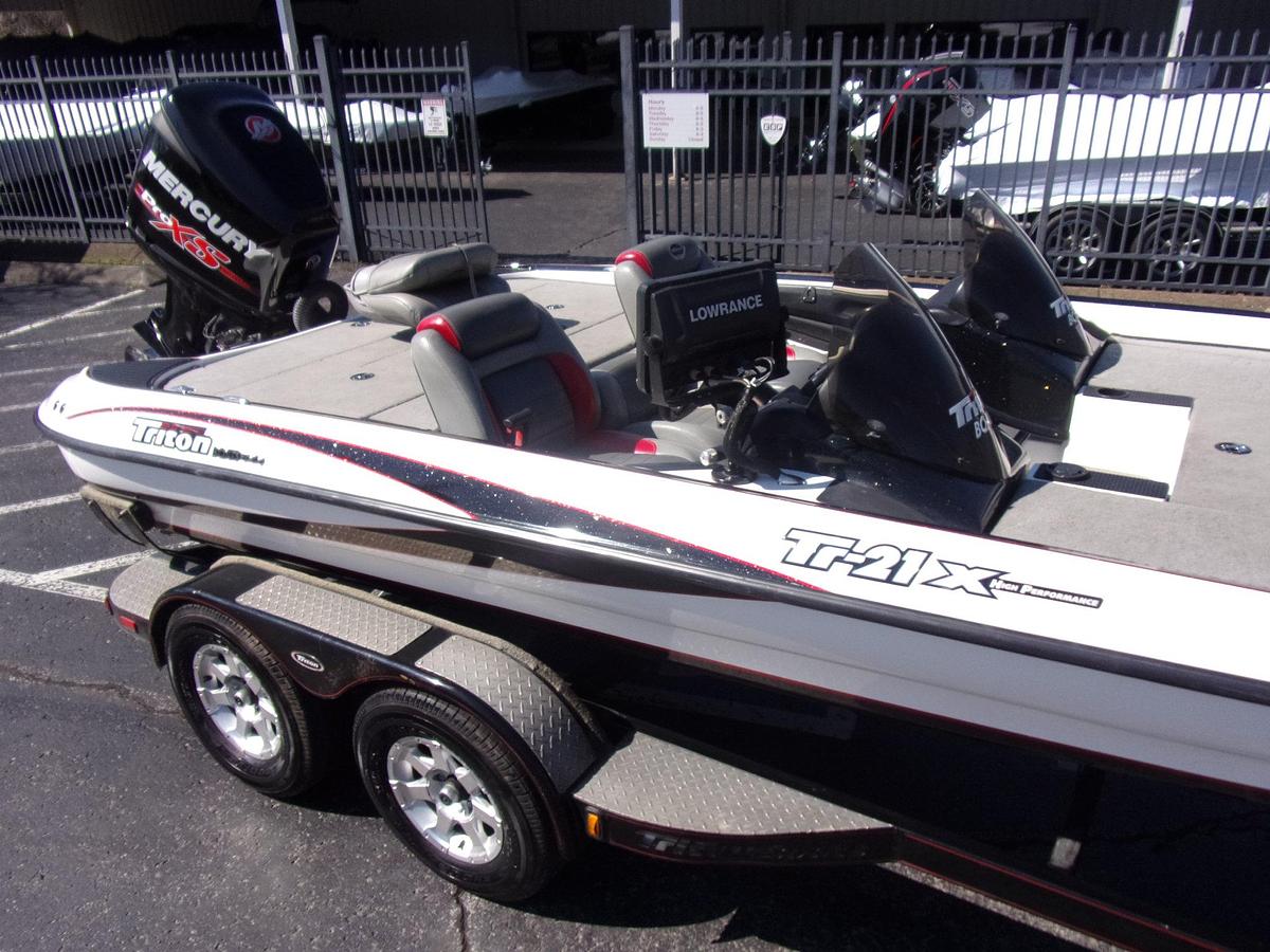 Used 2006 Triton 21 TR X HP with 2017 Mercury 225 Pro XS