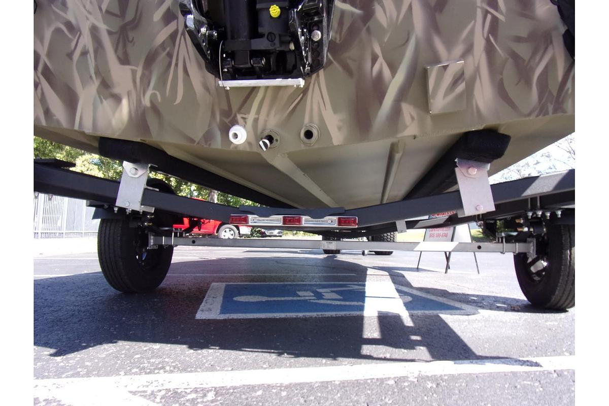 2025 Crestliner XF 189