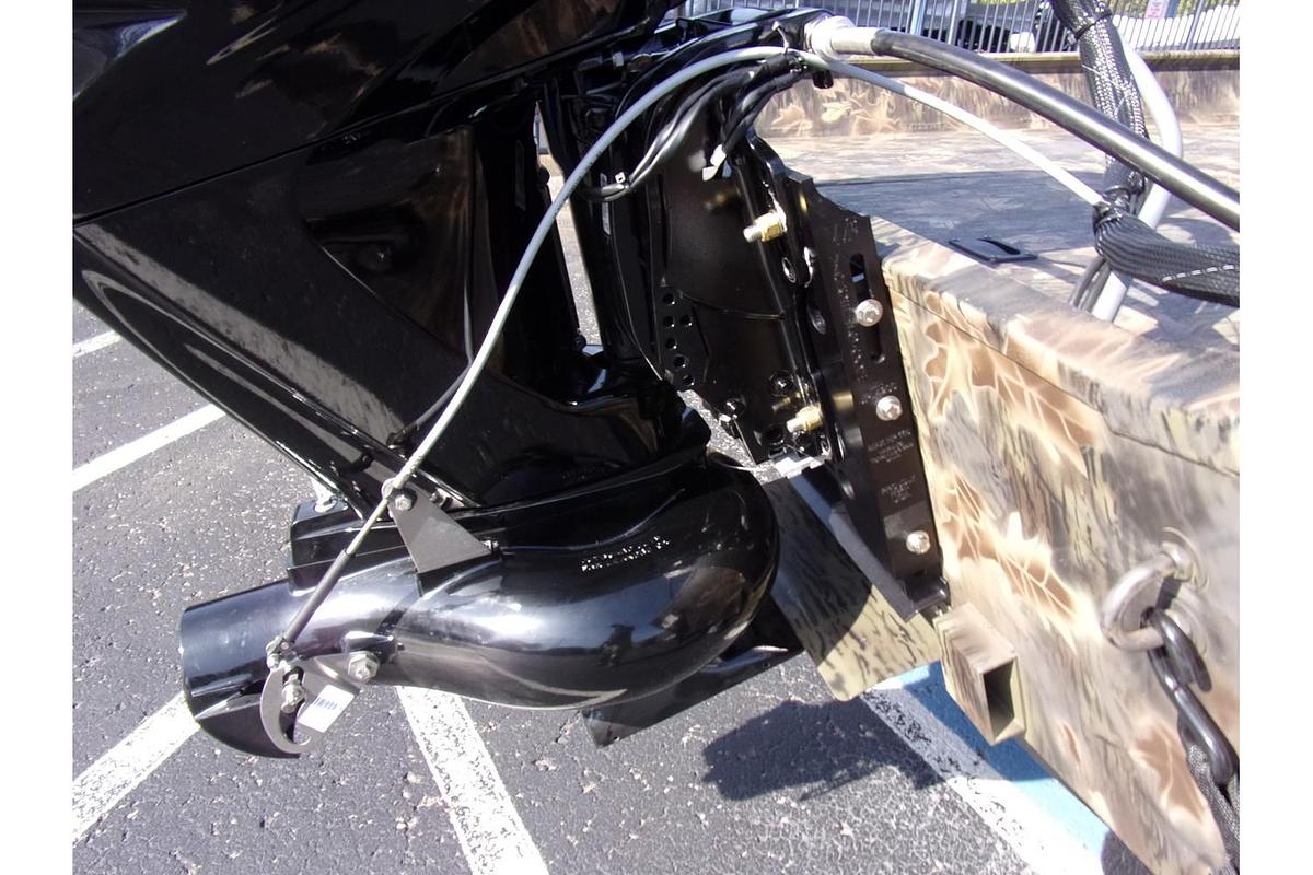 2025 Crestliner 1700 Storm jet drive