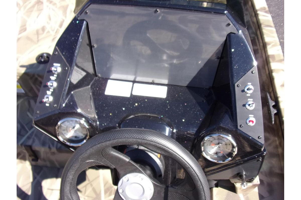 2025 Crestliner XF 189