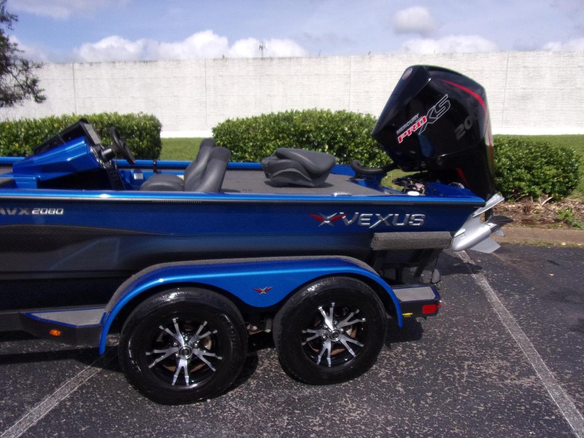Used 2020 Vexus AVX 2080 with Mercury 200 L Pro XS 4-stroke with only 130 hours