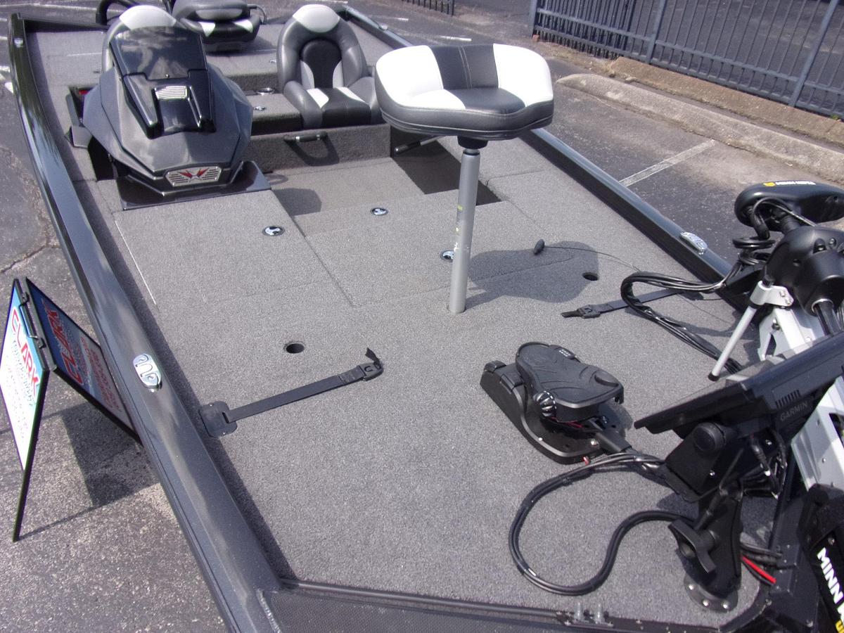 Used 2022 Vexus AVX 189 C