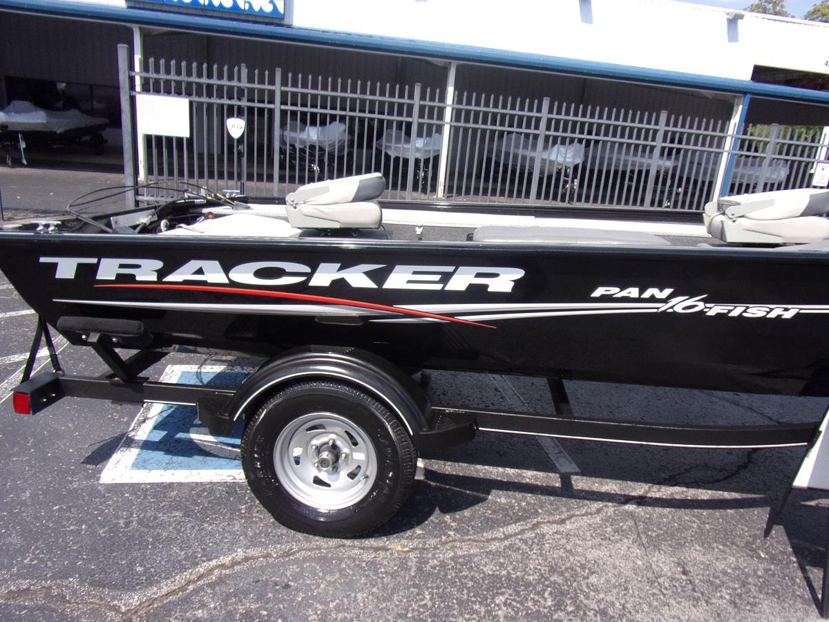 Used 2020 Tracker Panfish 16