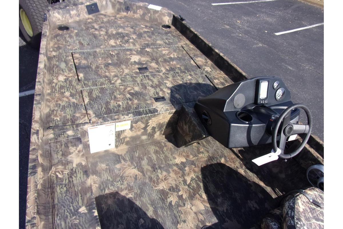 2025 Crestliner 1700 Storm jet drive