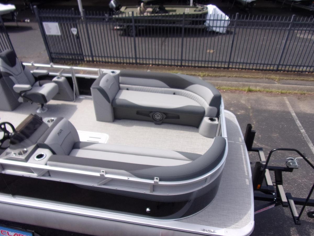 2026 Avalon Venture 85 Quad triple log with trailer