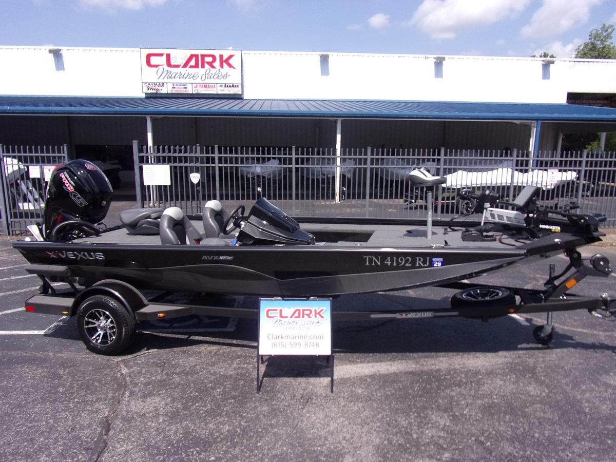 Used 2022 Vexus AVX 189 C