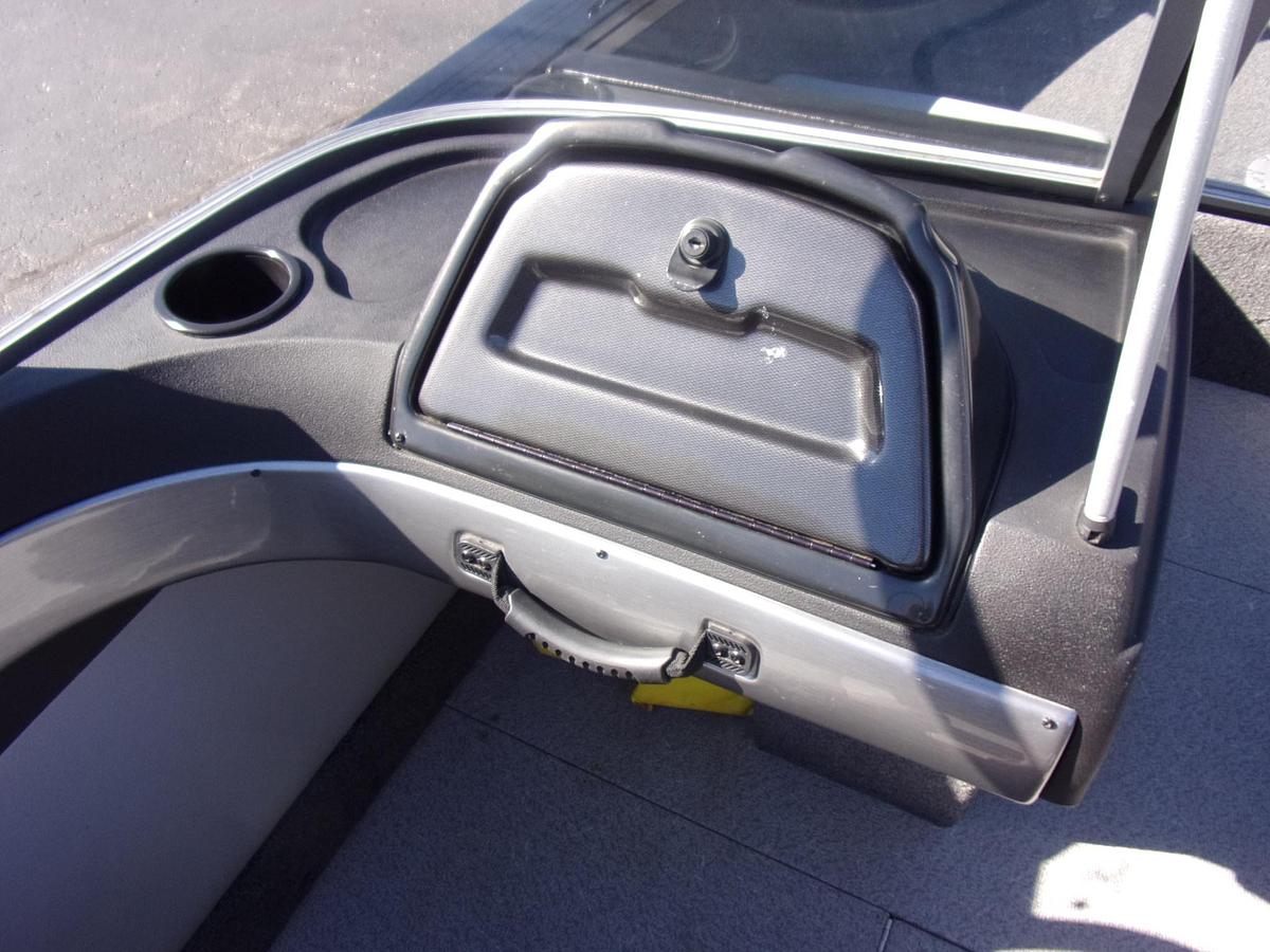 Used 2020 Crestliner 1850 Super Hawk