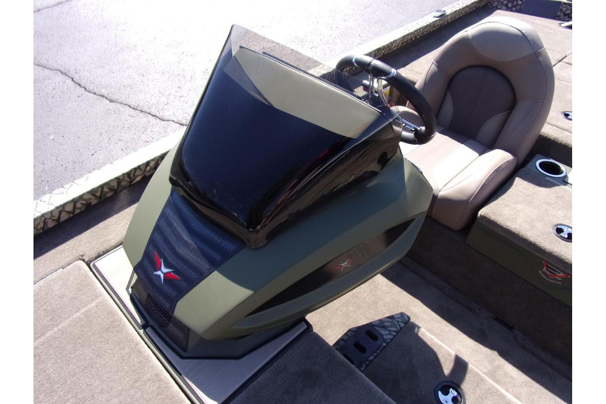 2026 Vexus AVX 1880 with Hex Vex camo