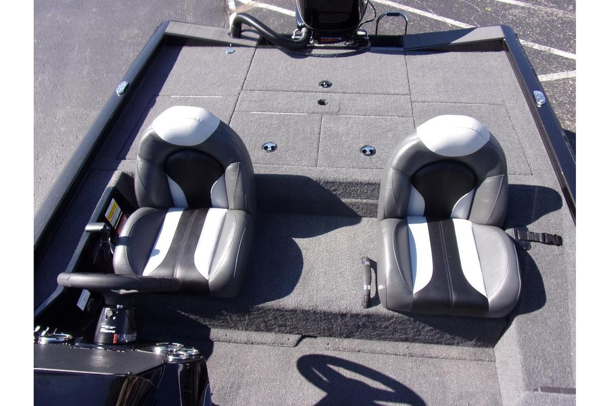 2026 Vexus AVX 189 Defender