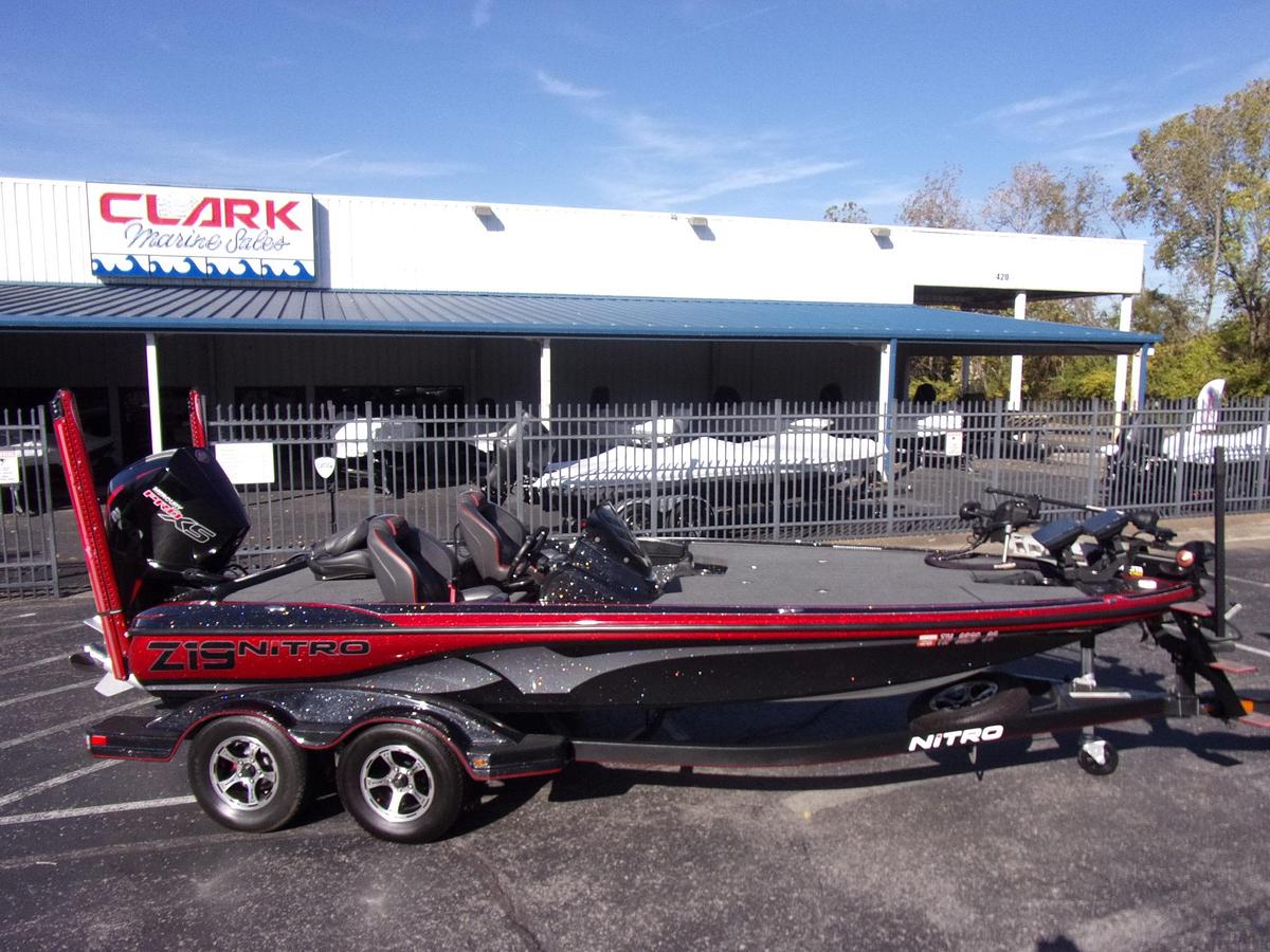 Used 2019 Nitro Z 19 with 200 4-stroke, Spot Lock, 10' Blades, 3 H'Bird units