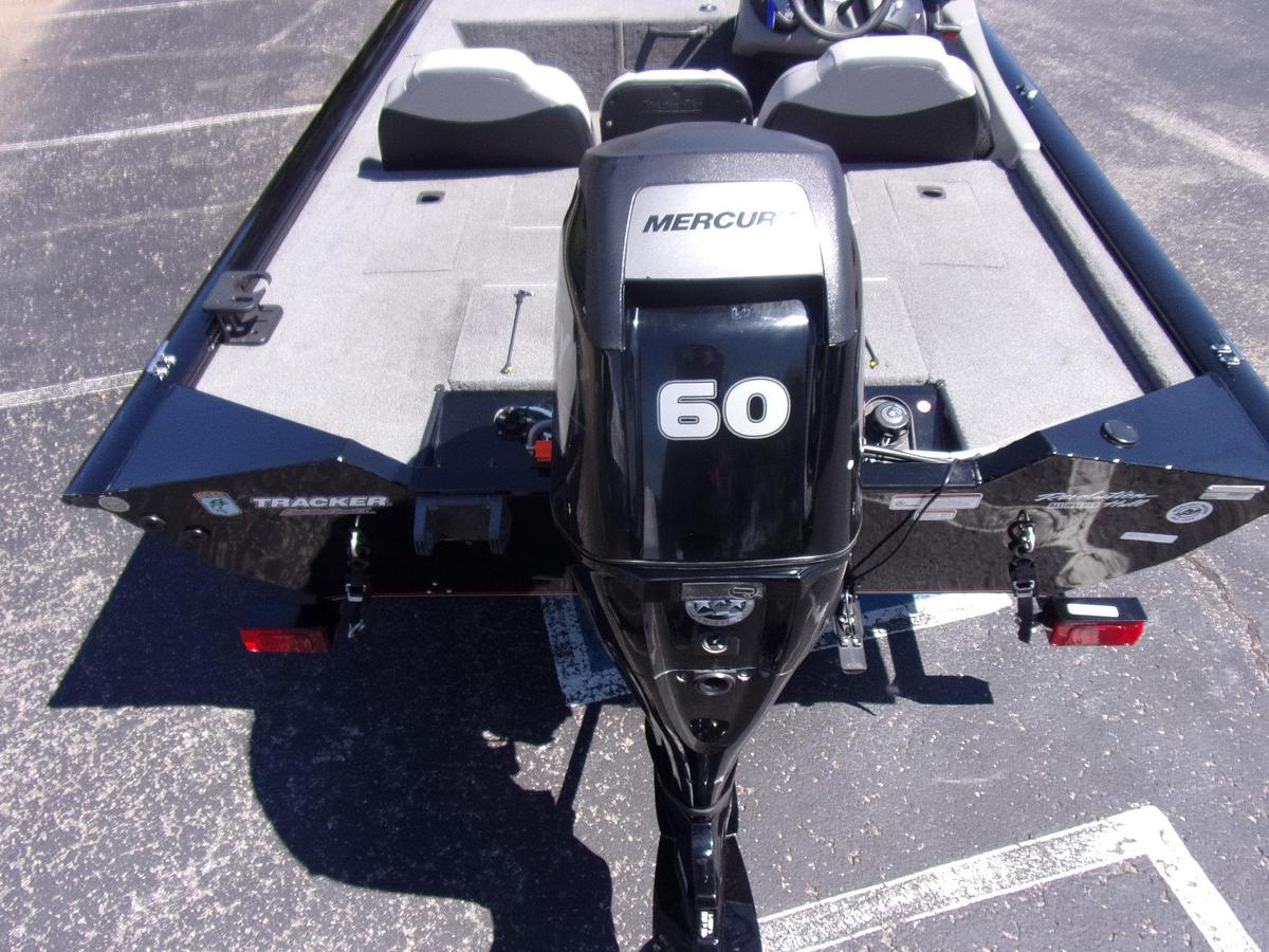 Used 2016 Tracker 175 TXW