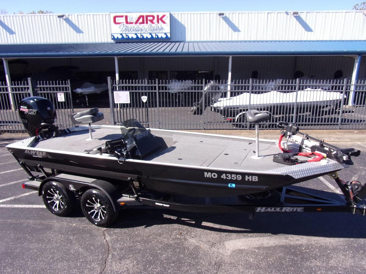 Used 2023 Alweld 1860 VV FC with Mercury 150 Pro XS Jet with warranty and MinnKota Ultrex