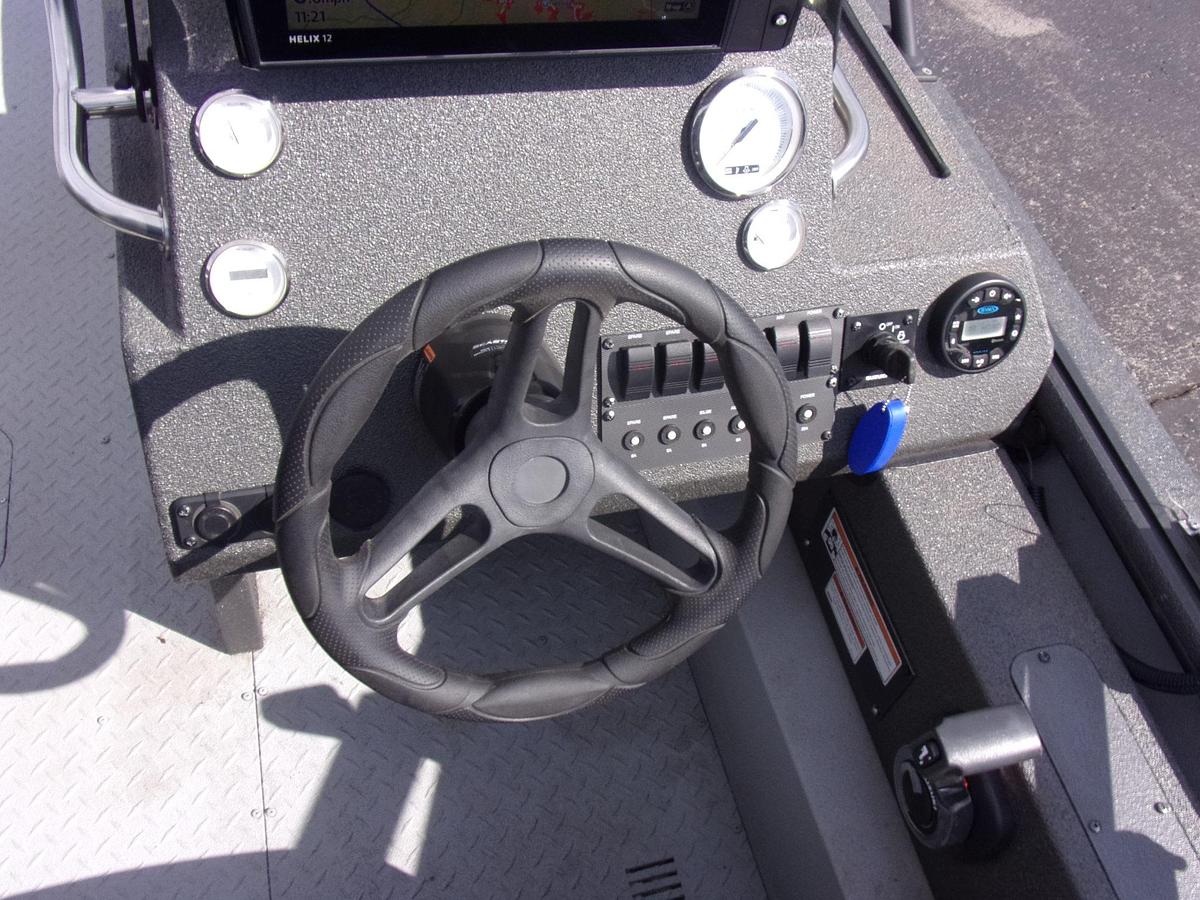 Used 2022 SeaArk Big Easy - with only 3 hours!