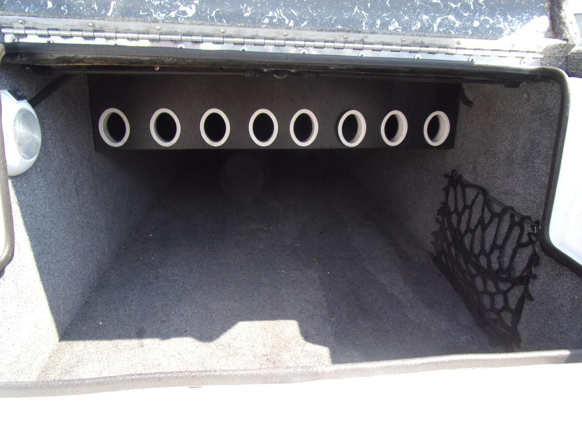 Used 2017 Bullet 20 XRD - with Spot Lock, turret pole, 3 units, Livescope and more