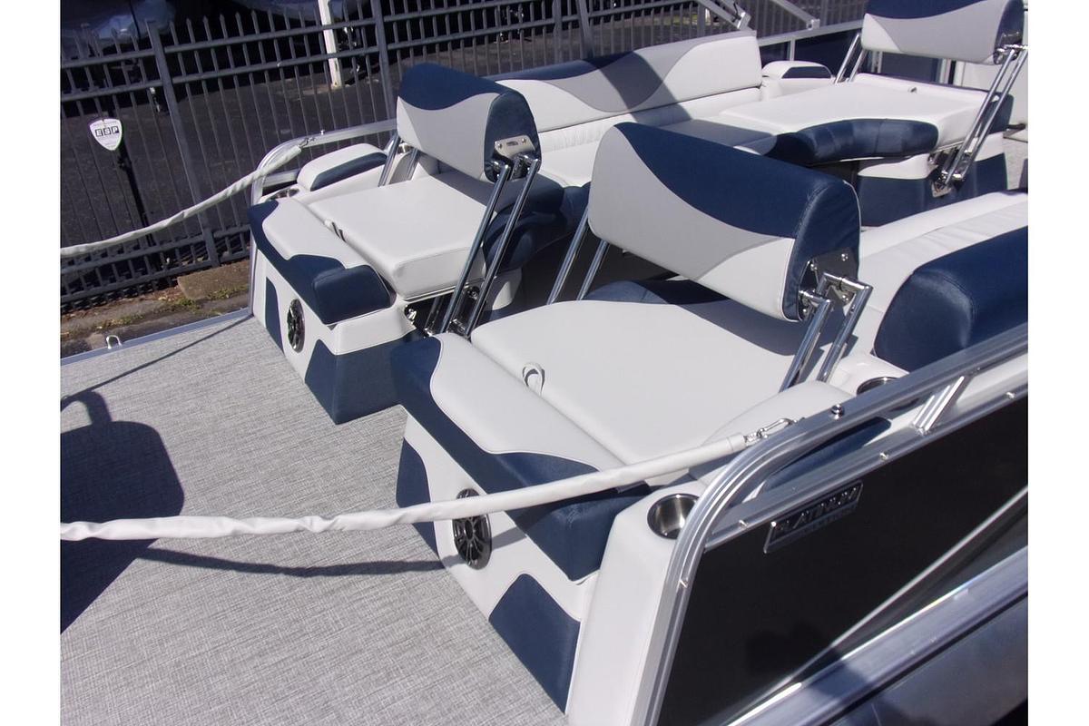 2025 Avalon 25 LSZ Quad Lounger Shift triple log with Mercury 250 Pro XS 4-stroke