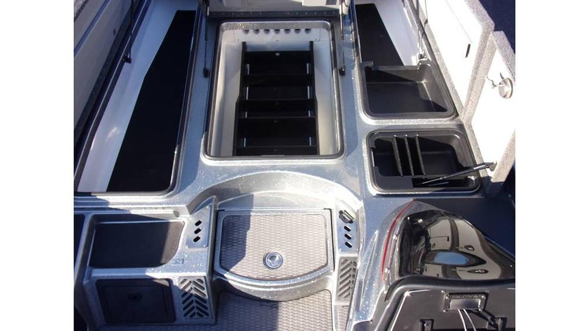 Used 2022 Caymas CX 21