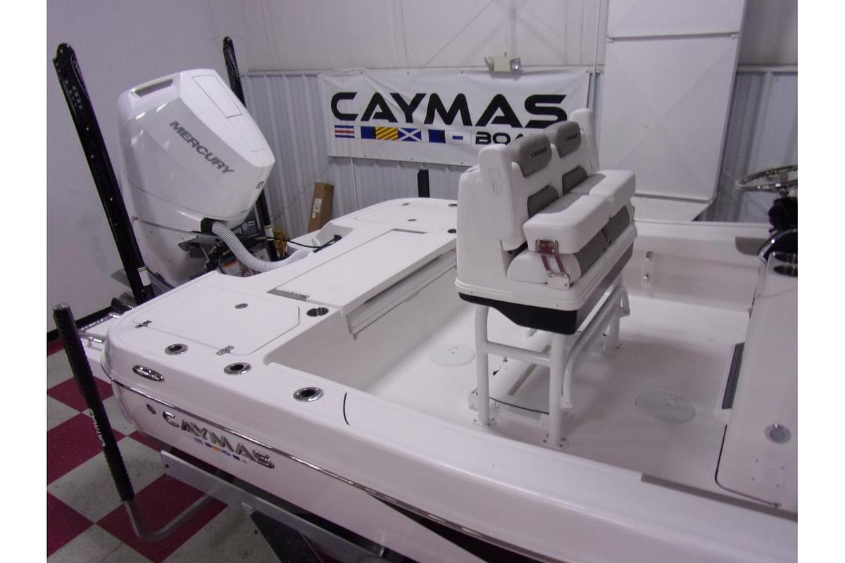 2025 Caymas 26 HB