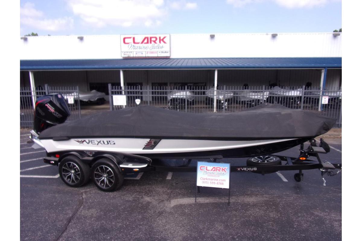 2020 Vexus Vexus VX20 with only 30 HOURS!