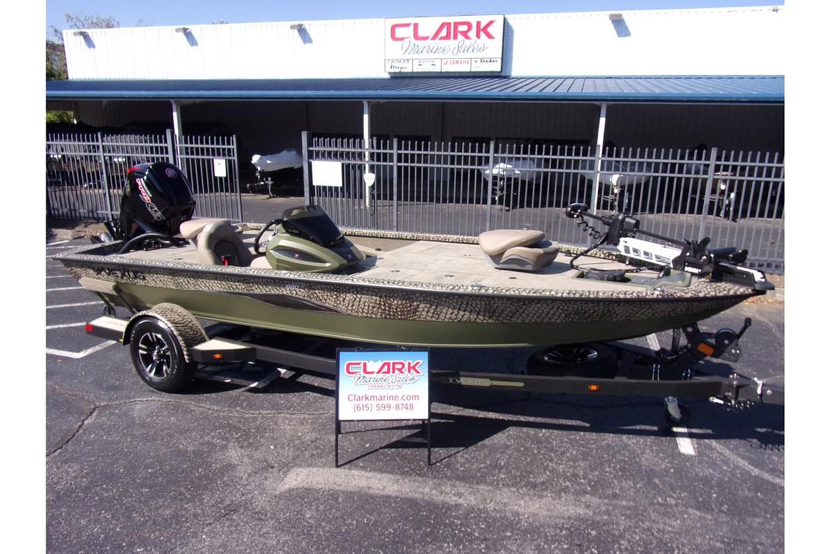 2026 Vexus AVX 1880 with Hex Vex camo