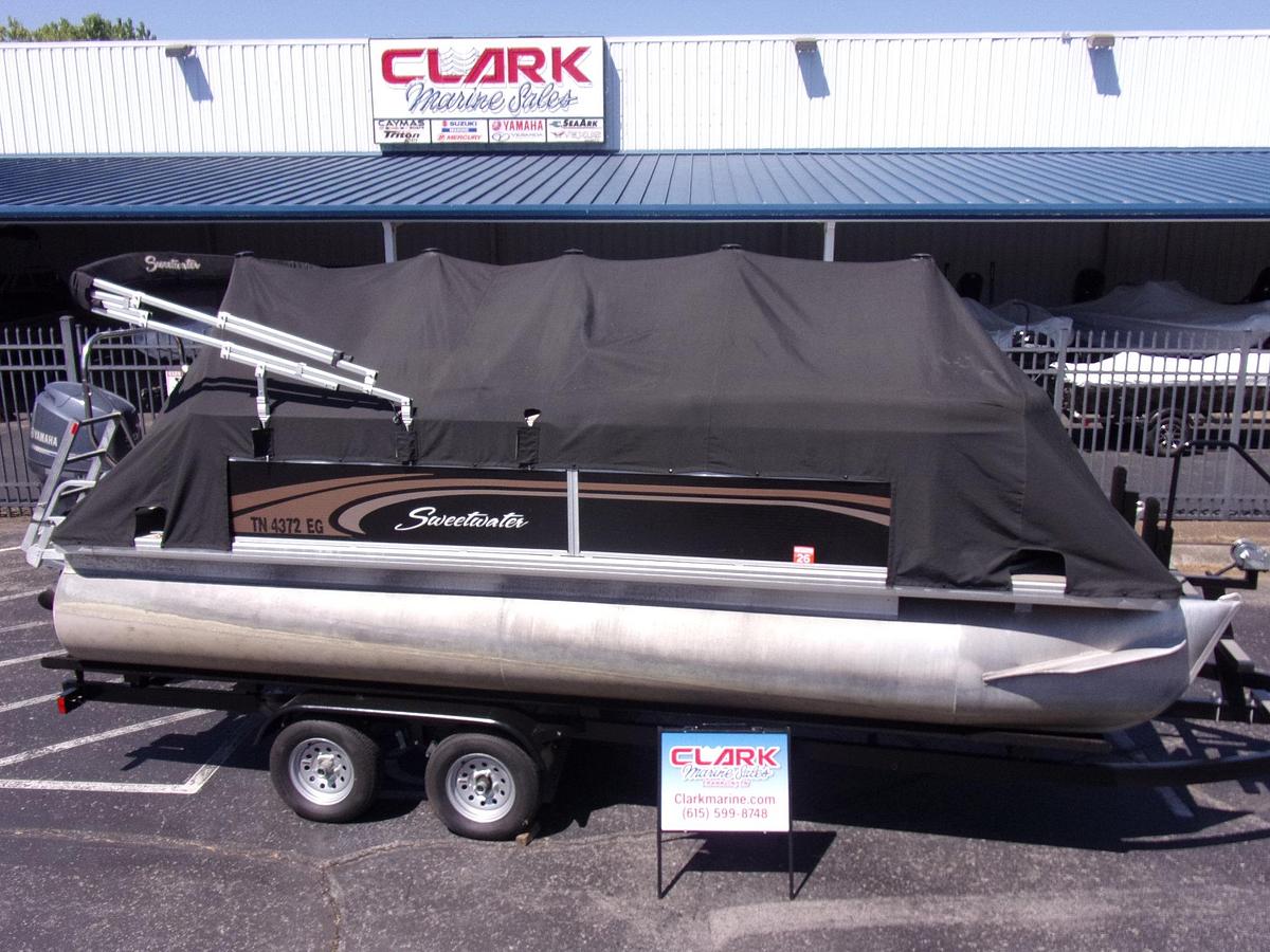 Used 2014 Sweetwater 2086 with Yamaha F90