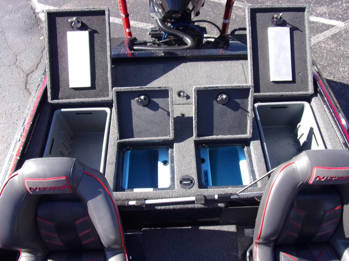 Used 2019 Nitro Z 19 with 200 4-stroke, Spot Lock, 10' Blades, 3 H'Bird units