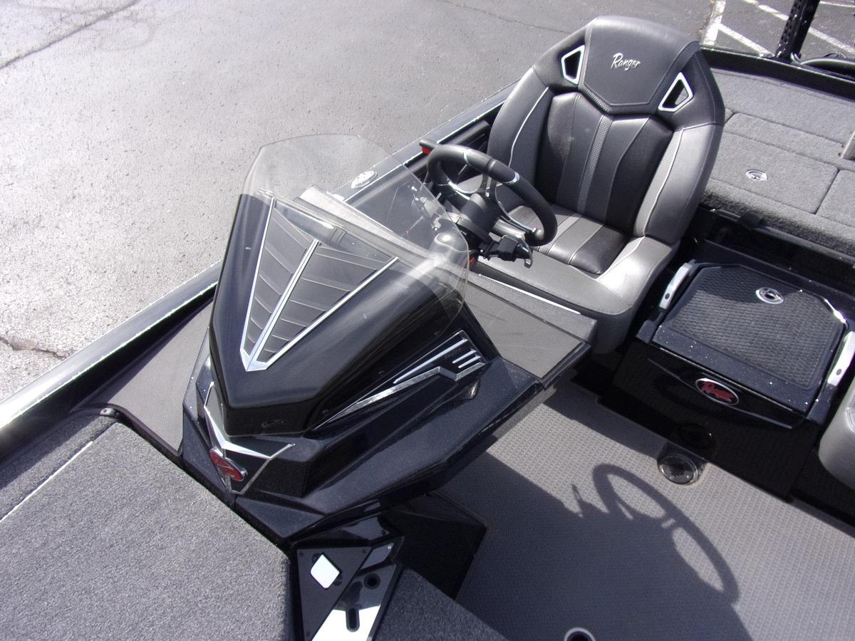 Used 2024 Ranger Z 521 R Ranger Cup with POINT 1 engine hour (not 1 hr - point 1 hr)!