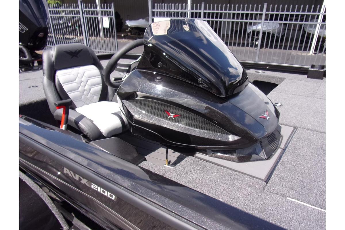 2026 Vexus AVX 2100 Blackout