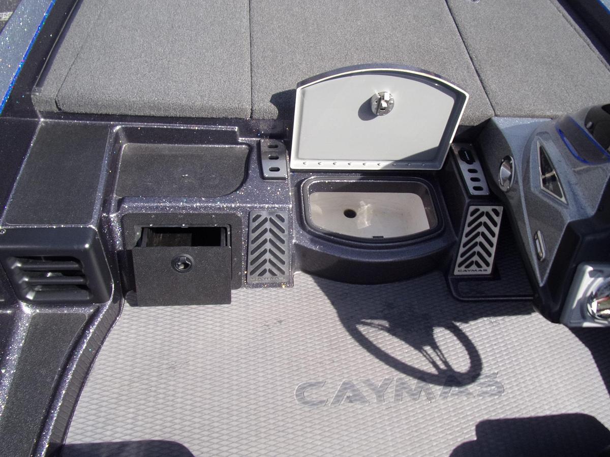 Used 2022 Caymas CX 2o Pro with Mercury 250 L Pro XS