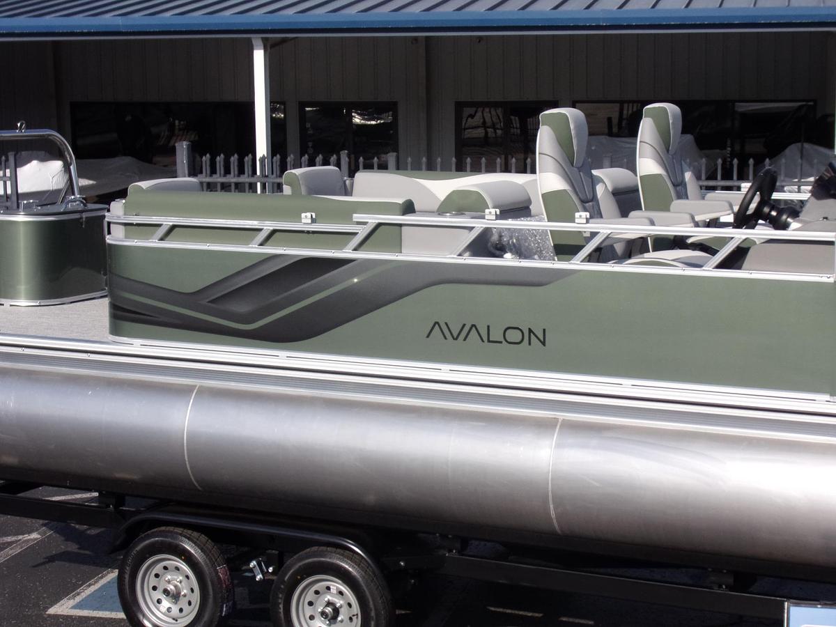 2026 Avalon Venture 85 Quad triple log with trailer