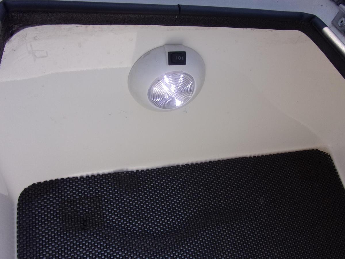 Used 2017 Bullet 20 XRD - with Spot Lock, turret pole, 3 units, Livescope and more