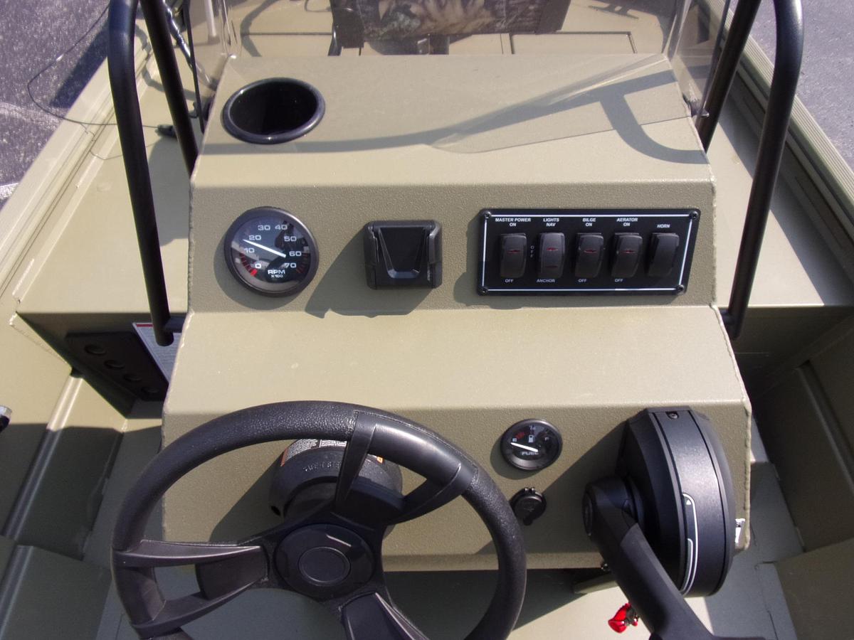 Used 2025 Lowe 1760 CC Roughneck Pathfinder