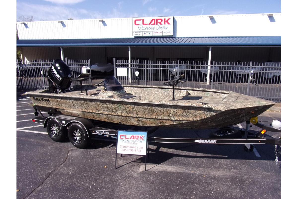 2025 SeaArk Phantom 20 XV Side Console