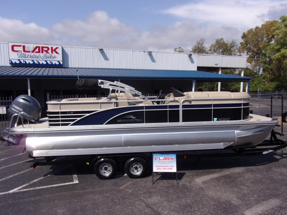 Used 2015 Bennington G 22 Triple Log with Yamaha 150 4-stroke