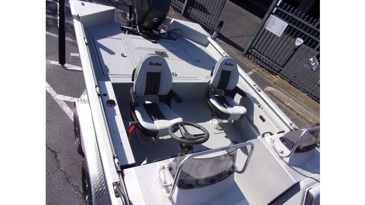 2026 SeaArk Big Easy with a Suzuki DF 250 SS