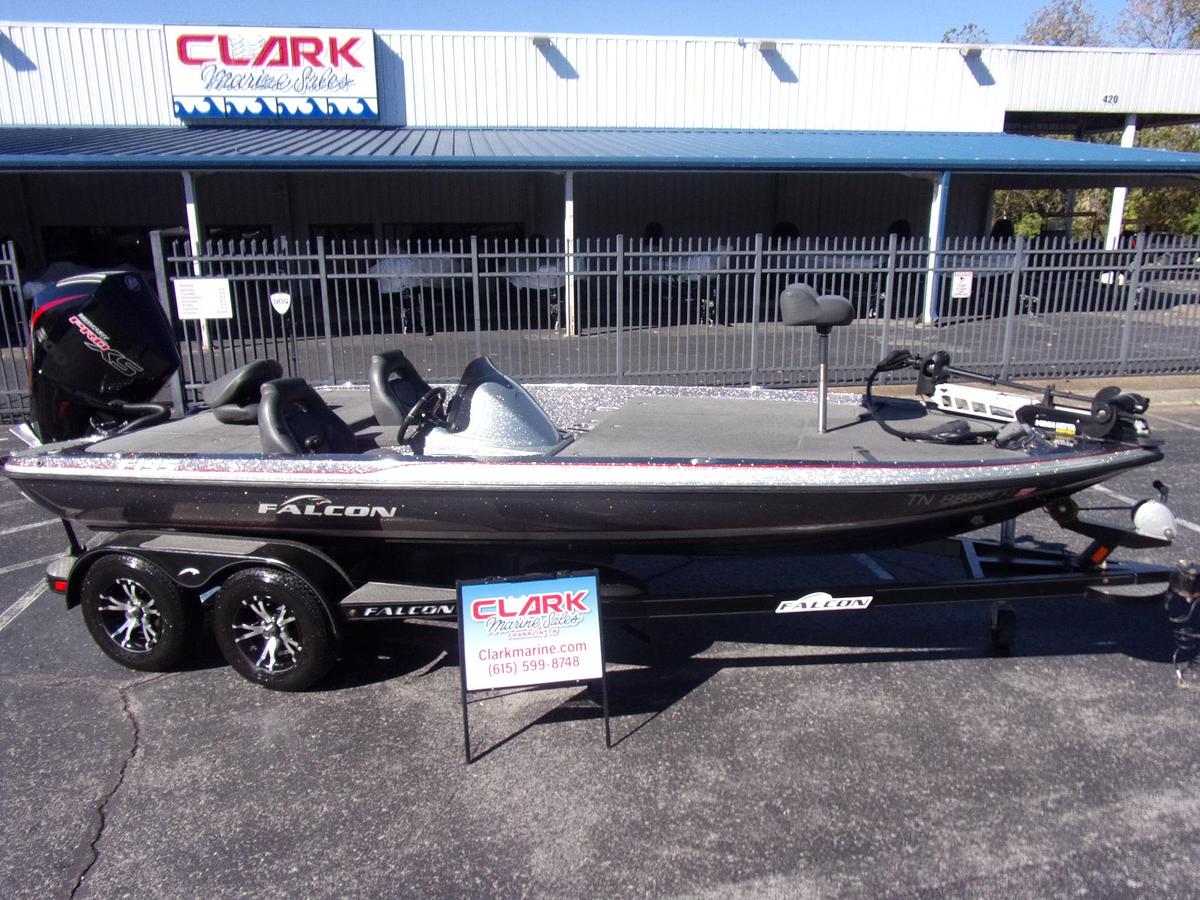 Used 2019 Falcon F 195 with 2024 Mercury 200 Pro XS w/27 hours and Platinum warranty until 2030