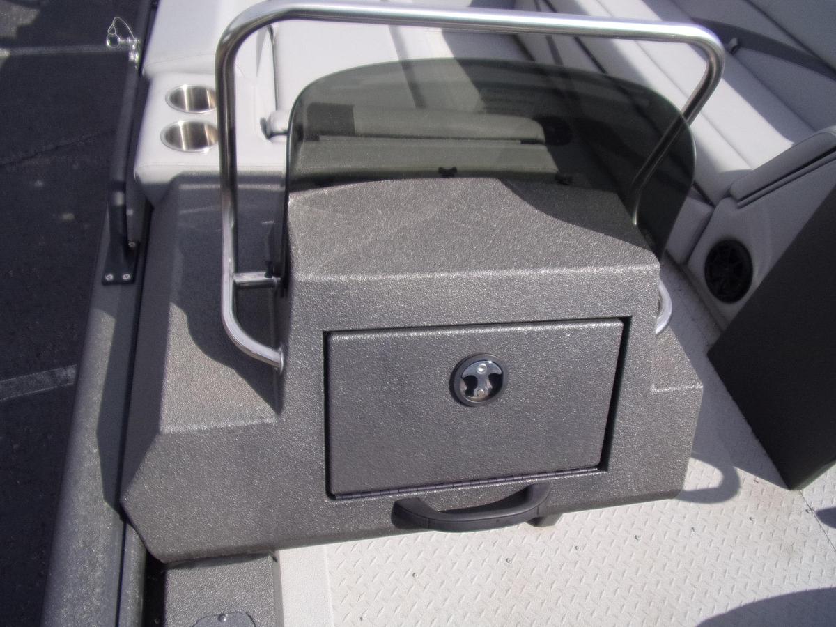 Used 2022 SeaArk Big Easy - with only 3 hours!