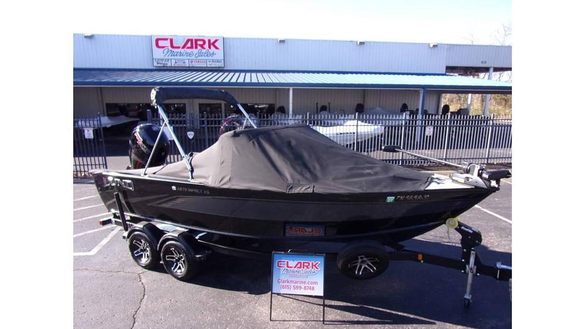Used 2023 Lund 1875 Impact XS
