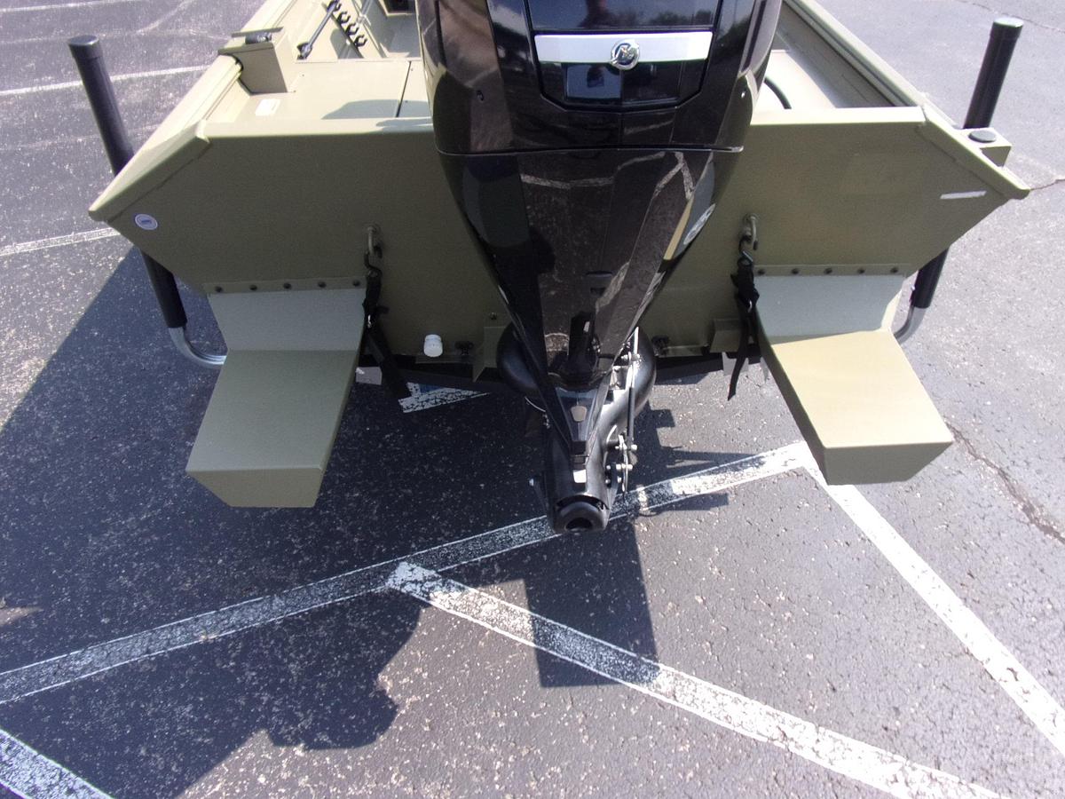 Used 2025 Lowe 1760 CC Roughneck Pathfinder