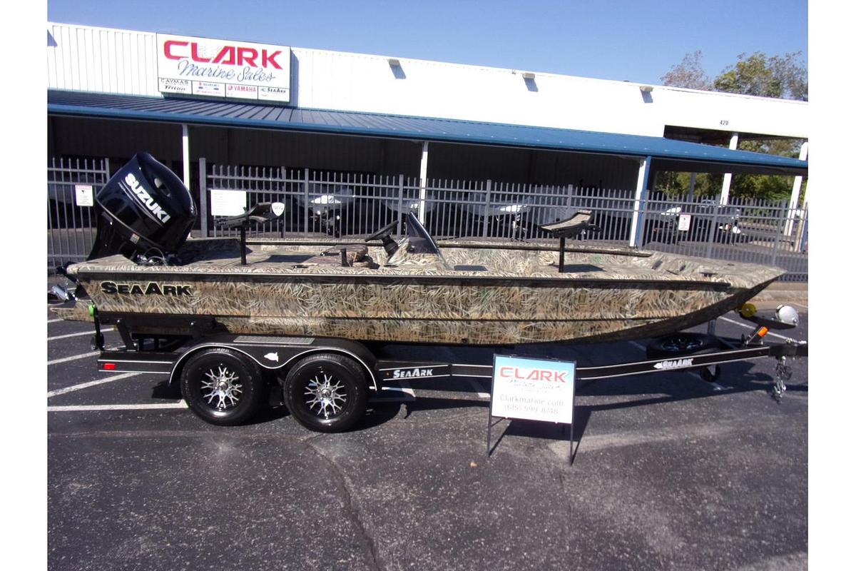2025 SeaArk Phantom 20 XV Side Console