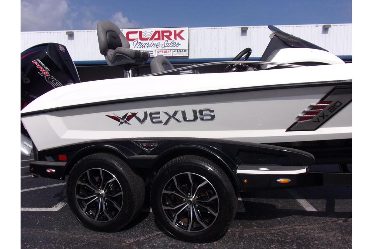 2020 Vexus Vexus VX20 with only 30 HOURS!